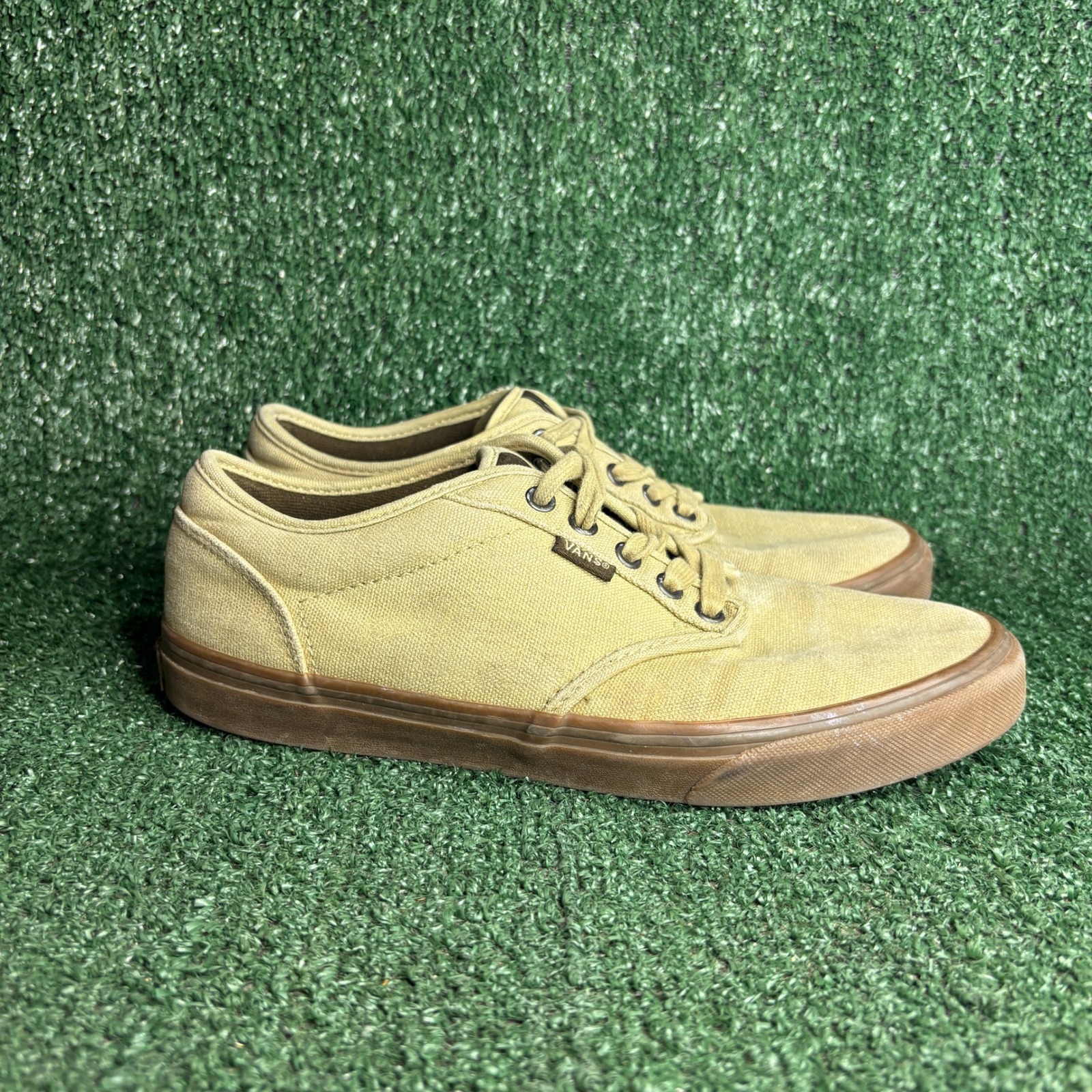 Vans Atwood Canvas Low Top Skateboarding Gum Sole Sneakers Tan Mens Size 9.0